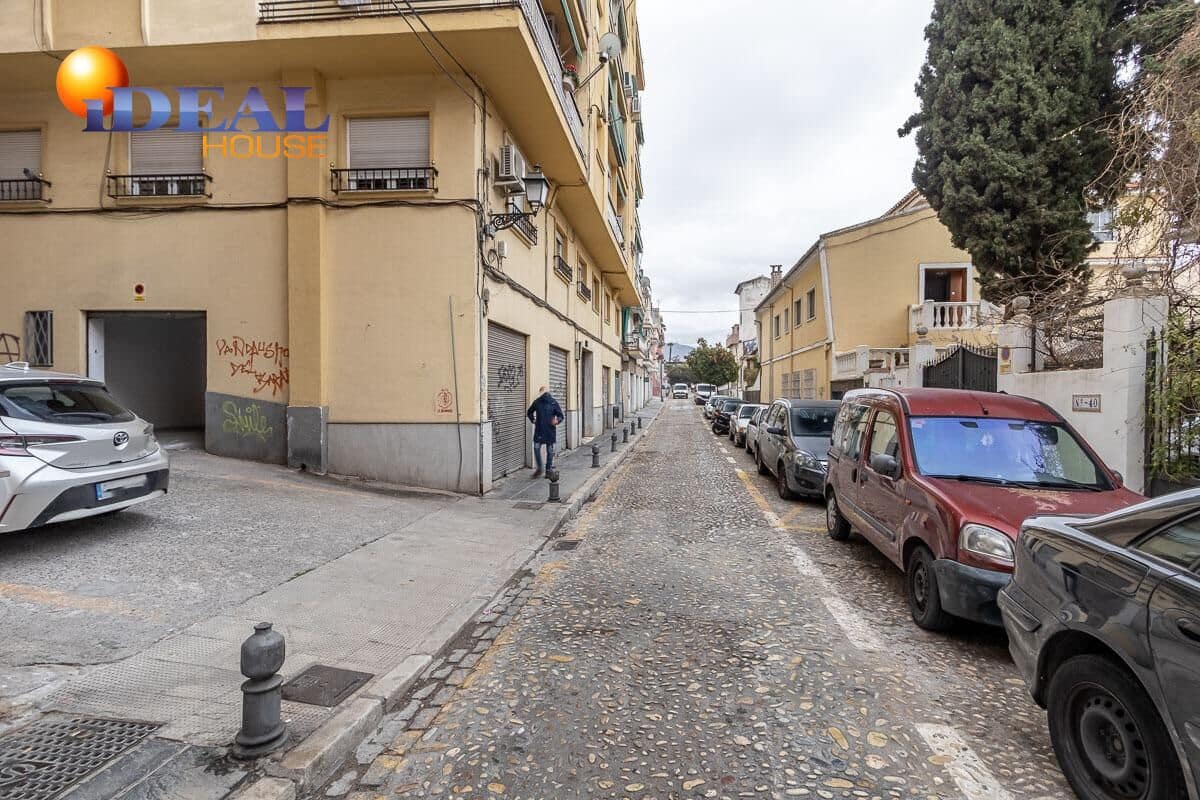 Kaupallinen myytävänä paikassa Granada kaupunki - 49 900 € (Ref: 9433800)