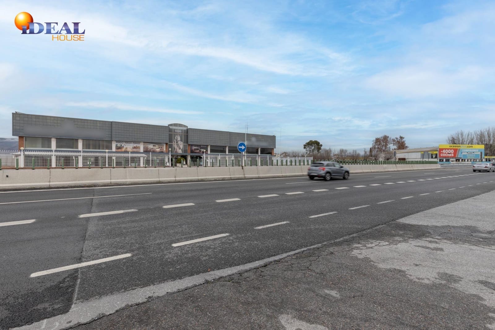 Gewerbe zu verkaufen in Santa Fe mit Garage - 1.800.000 € (Ref: 9433801)