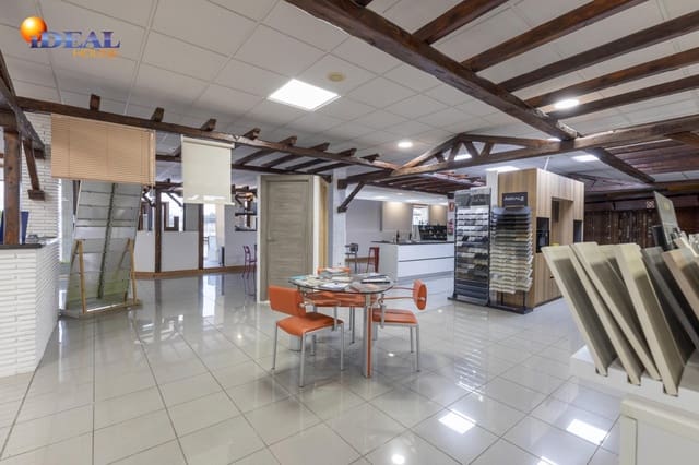 Gewerbe zu verkaufen in Santa Fe mit Garage - 1.800.000 € (Ref: 9433801)