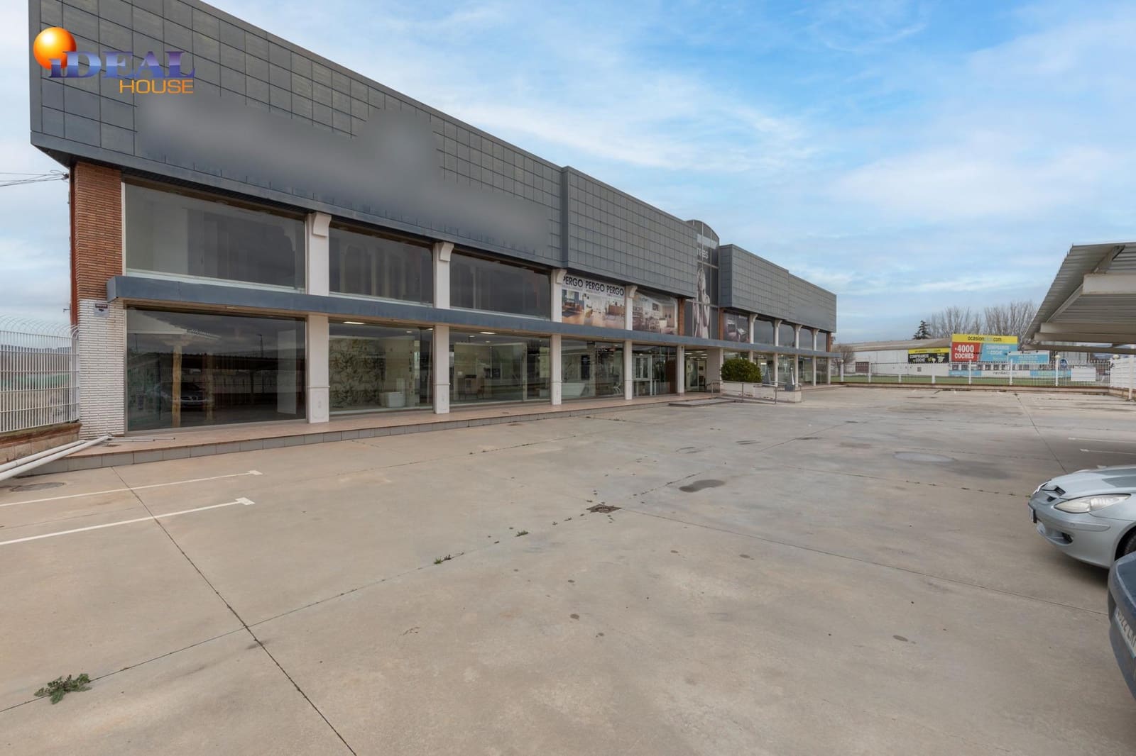 Gewerbe zu verkaufen in Santa Fe mit Garage - 1.800.000 € (Ref: 9433801)