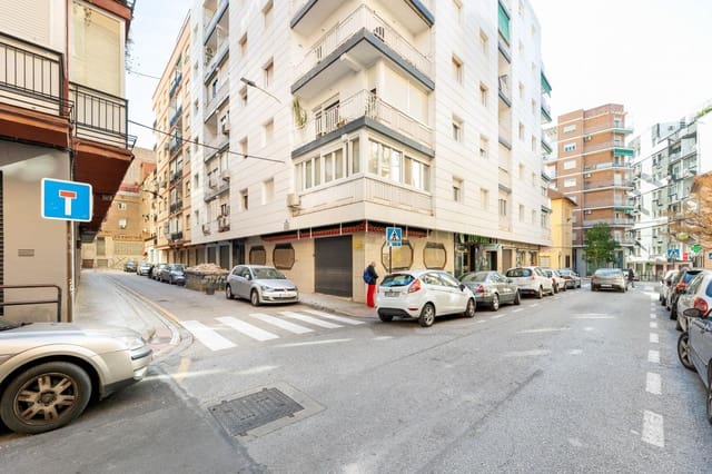 Garage for sale in Granada city - € 29,900 (Ref: 9433802)