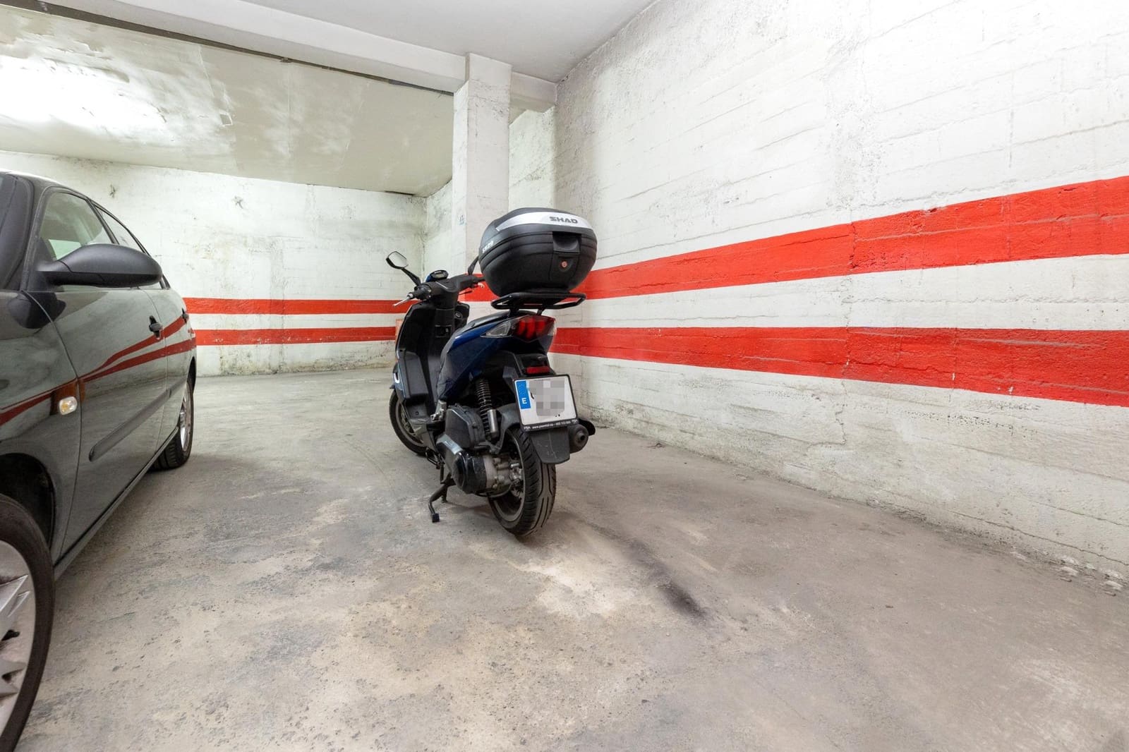 Garage for sale in Granada city - € 29,900 (Ref: 9433802)
