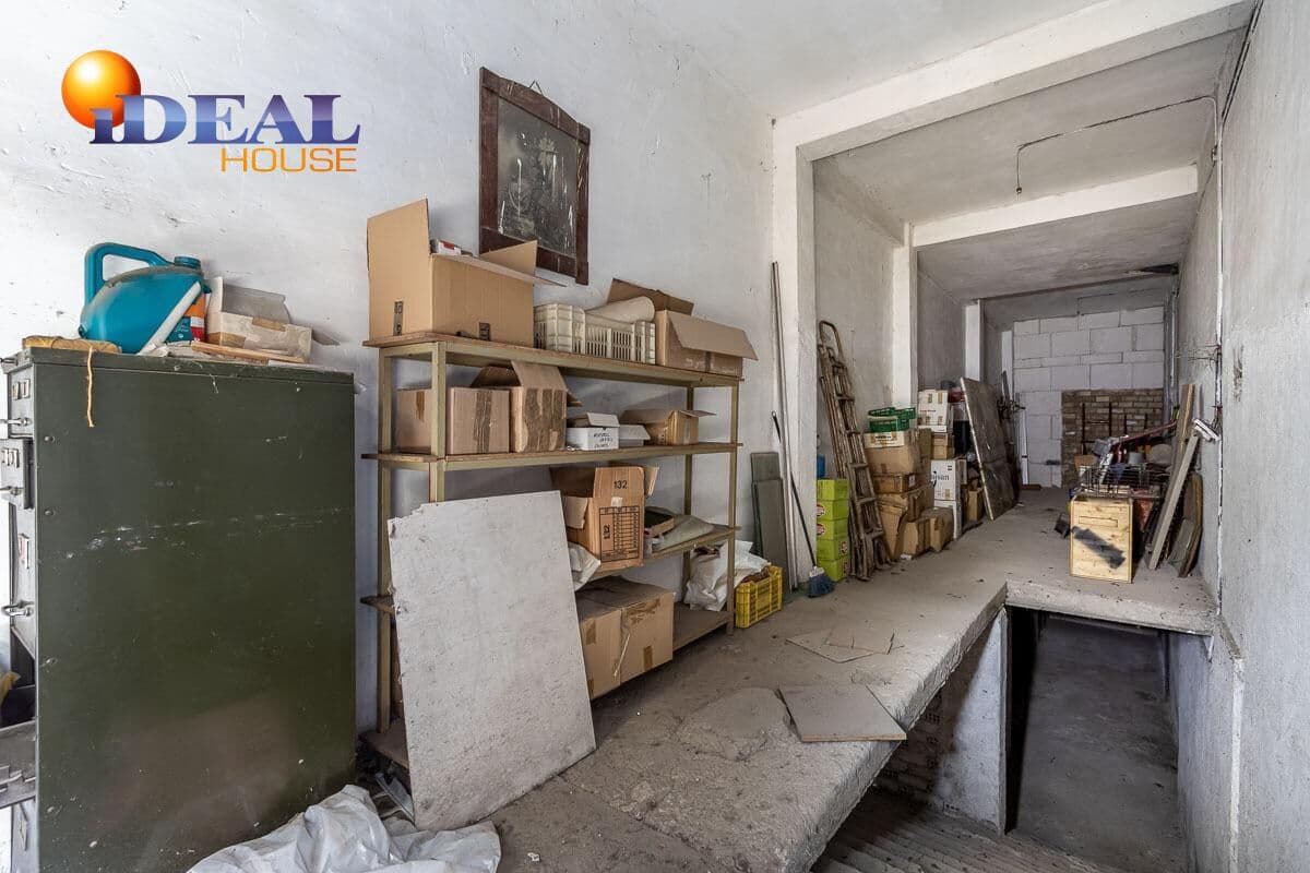 Kommersiell till salu i Granada stad - 75 000 € (Ref: 9433803)