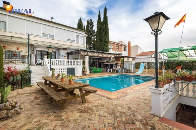 4 quarto Moradia para venda em Monachil com piscina garagem - 380 000 € (Ref: 9433805)