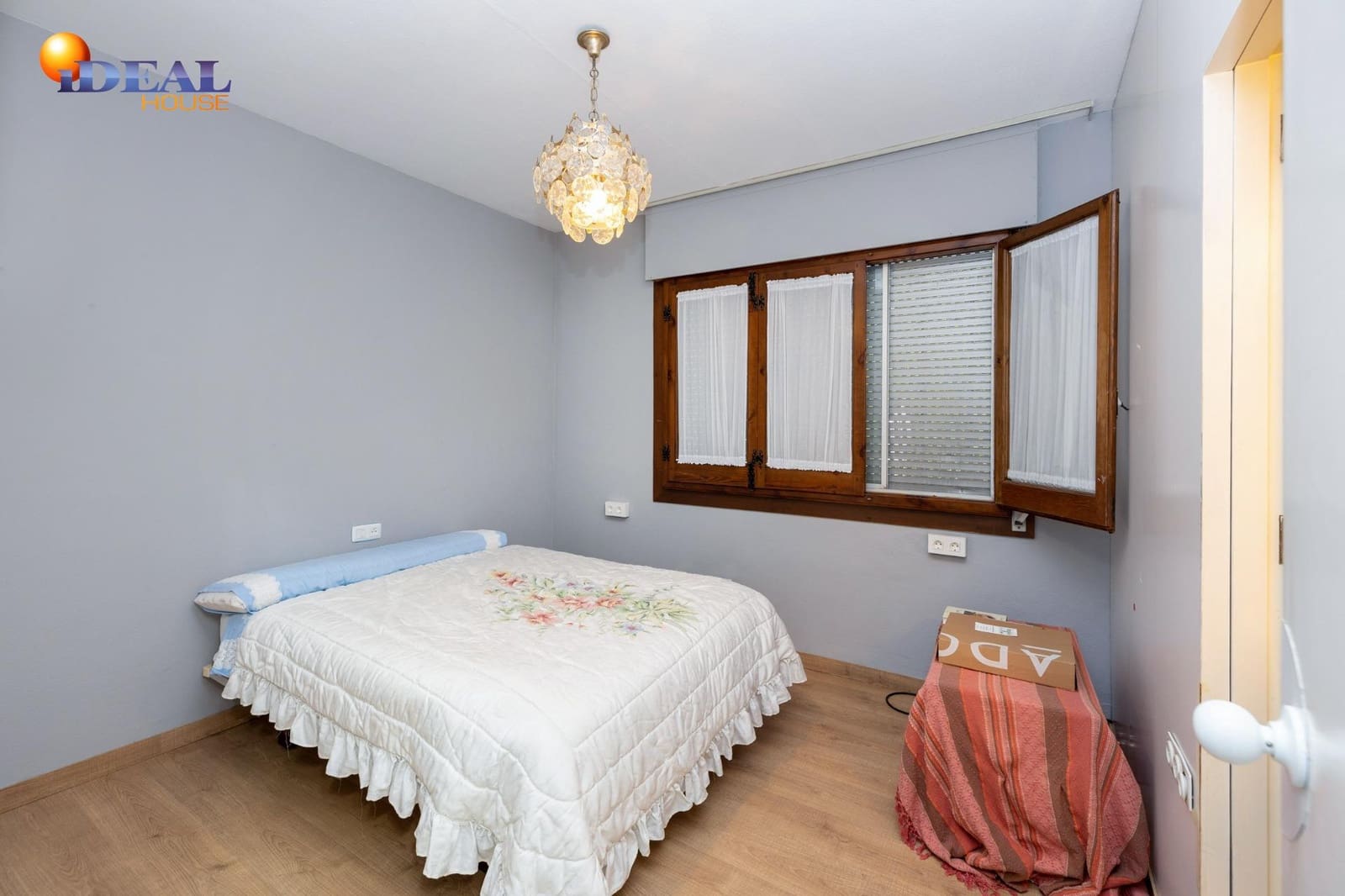 4 bedroom Villa for sale in Monachil with pool garage - € 380,000 (Ref: 9433805)