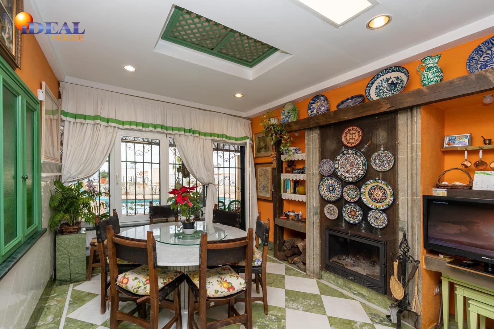 4 bedroom Villa for sale in Monachil with pool garage - € 380,000 (Ref: 9433805)