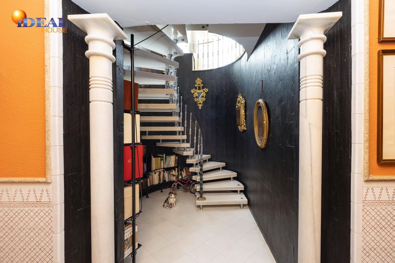 4 bedroom Villa for sale in Monachil with pool garage - € 380,000 (Ref: 9433805)