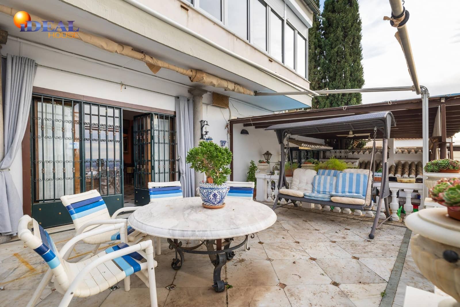 4 bedroom Villa for sale in Monachil with pool garage - € 380,000 (Ref: 9433805)