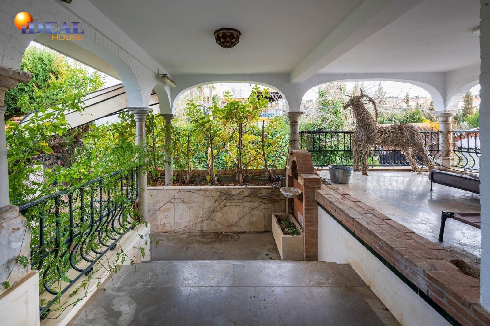 4 bedroom Villa for sale in Monachil with pool garage - € 380,000 (Ref: 9433805)