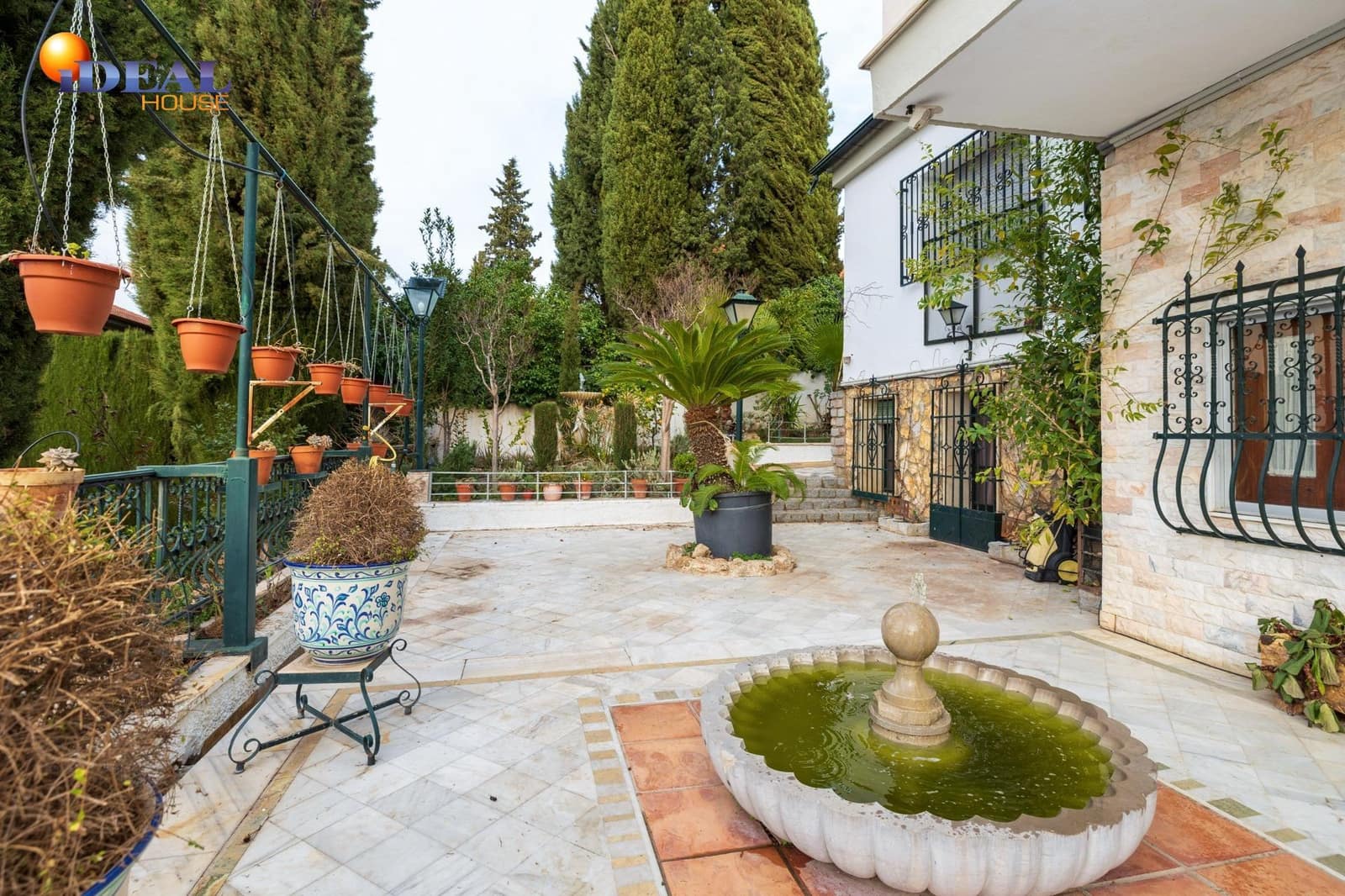 4 bedroom Villa for sale in Monachil with pool garage - € 380,000 (Ref: 9433805)