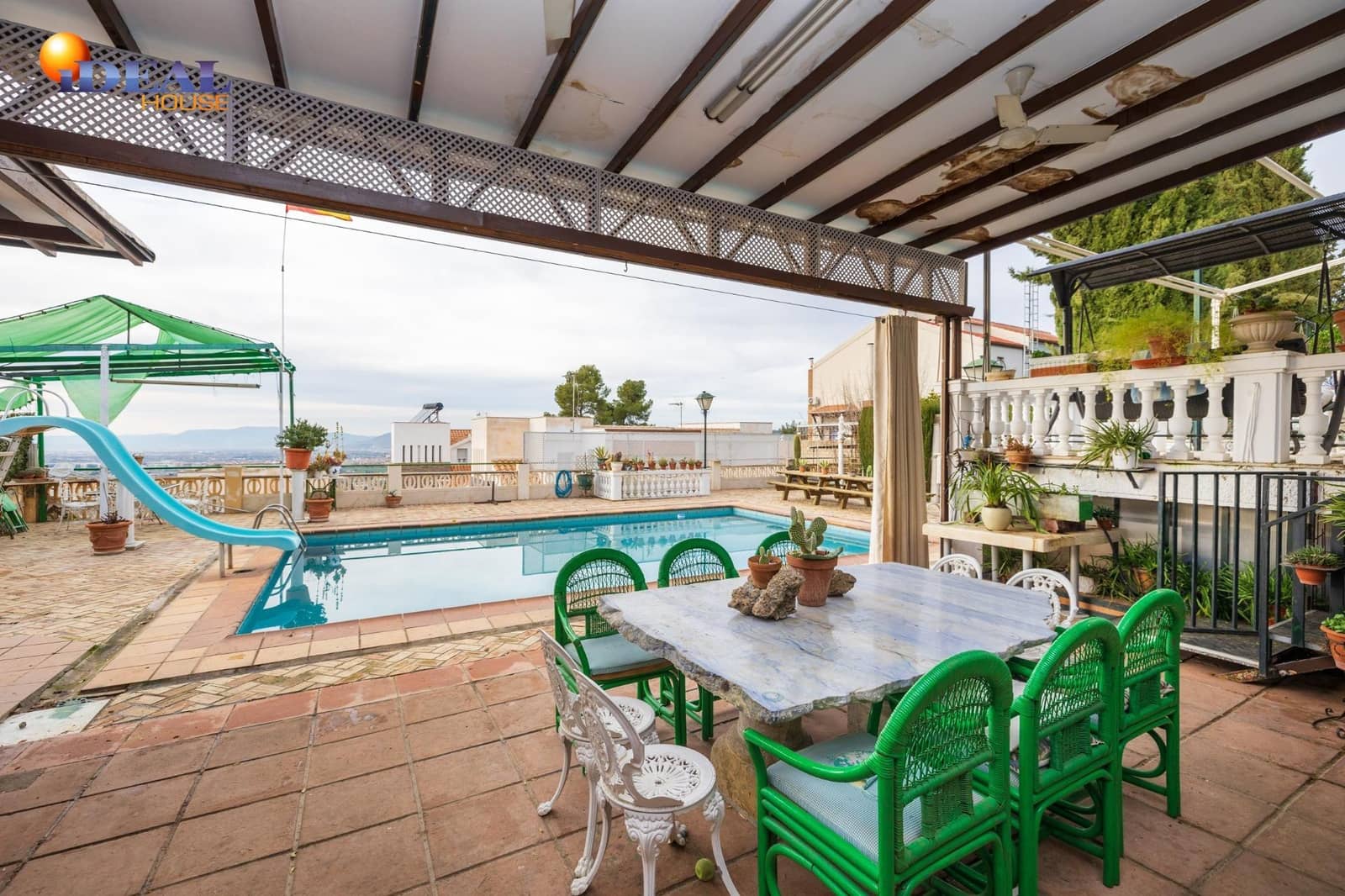 4 bedroom Villa for sale in Monachil with pool garage - € 380,000 (Ref: 9433805)