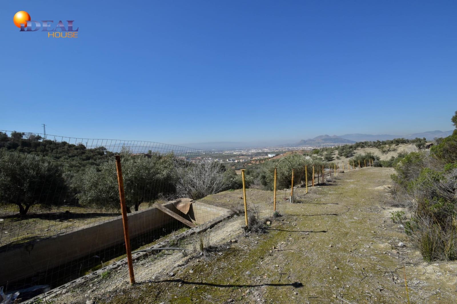 Finca/Casa Rural en Granada ciudad en venta con piscina - 150.000 € (Ref: 9433807)