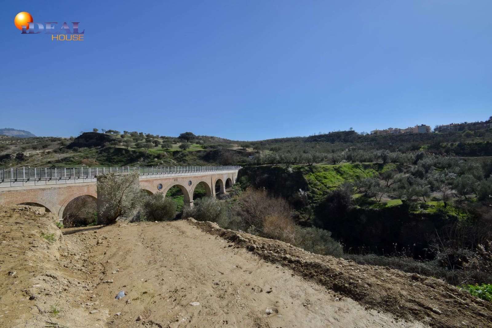 Finca/Casa Rural en Granada ciudad en venta con piscina - 150.000 € (Ref: 9433807)