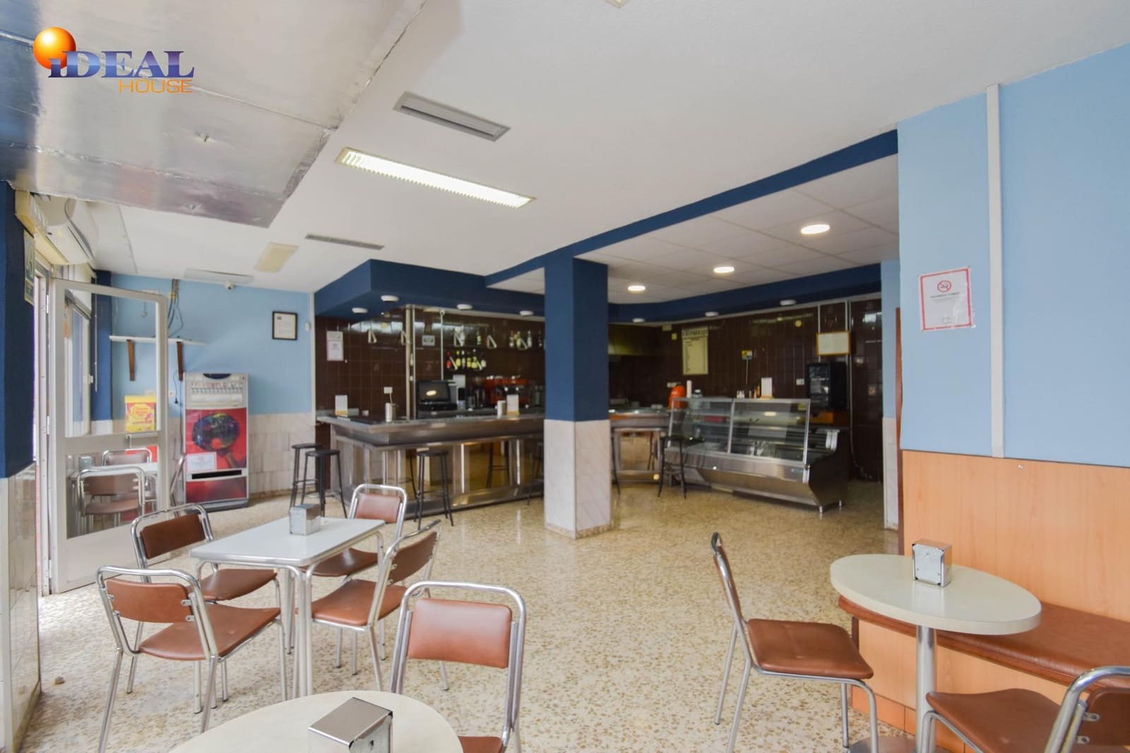 Företag till salu i Granada stad - 170 000 € (Ref: 9433808)