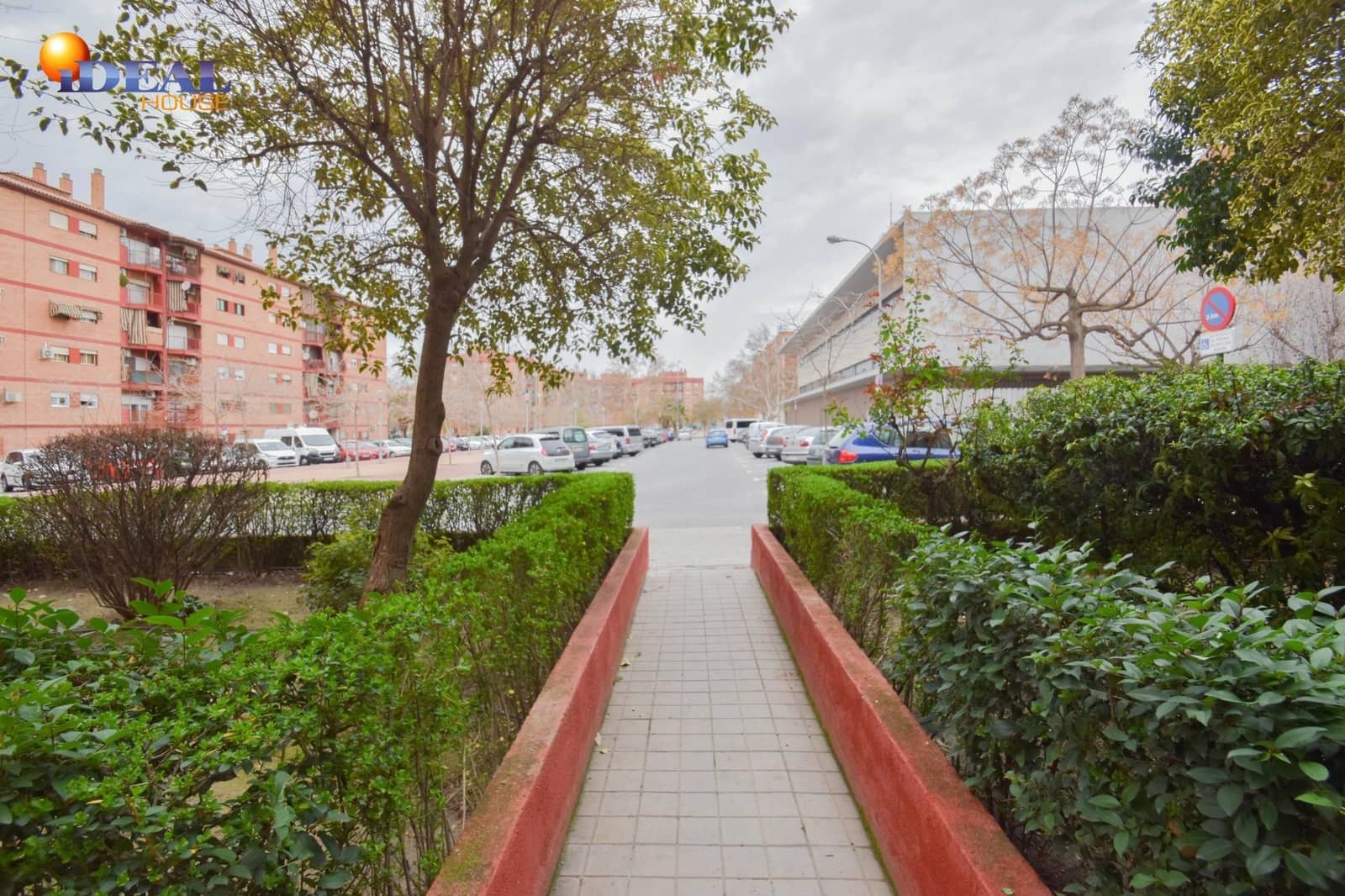 Företag till salu i Granada stad - 170 000 € (Ref: 9433808)