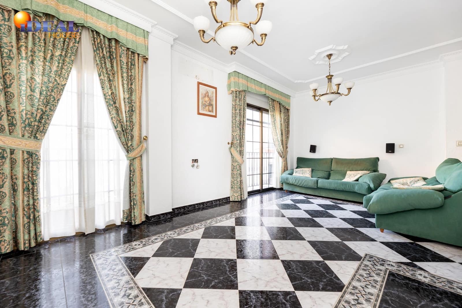 3 bedroom Flat for sale in Algarinejo - € 66,000 (Ref: 9433812)