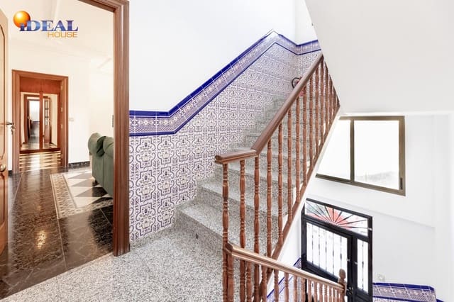 3 slaapkamer Flat te koop in Algarinejo - € 66.000 (Ref: 9433812)