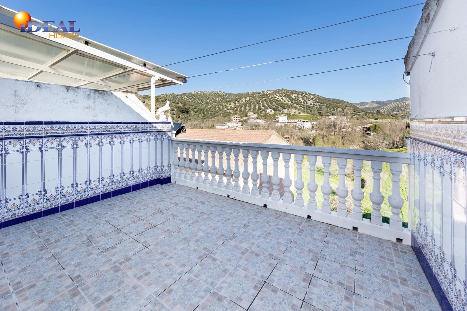 3 bedroom Flat for sale in Algarinejo - € 66,000 (Ref: 9433812)