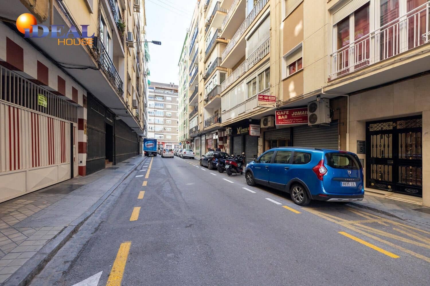 Comercial para venda em Granada cidade - 165 000 € (Ref: 9433813)