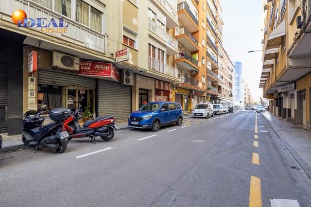 Comercial para venda em Granada cidade - 165 000 € (Ref: 9433813)
