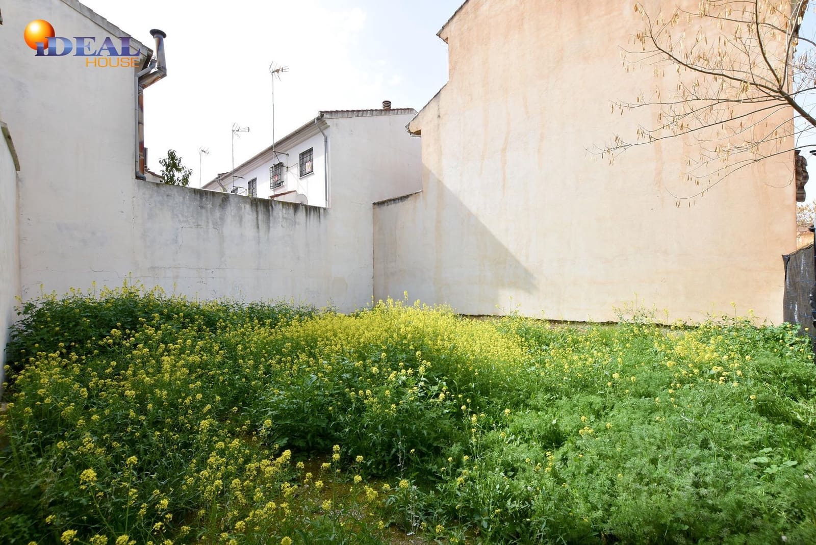 Solar/Parcela en Armilla en venta - 119.000 € (Ref: 9433815)