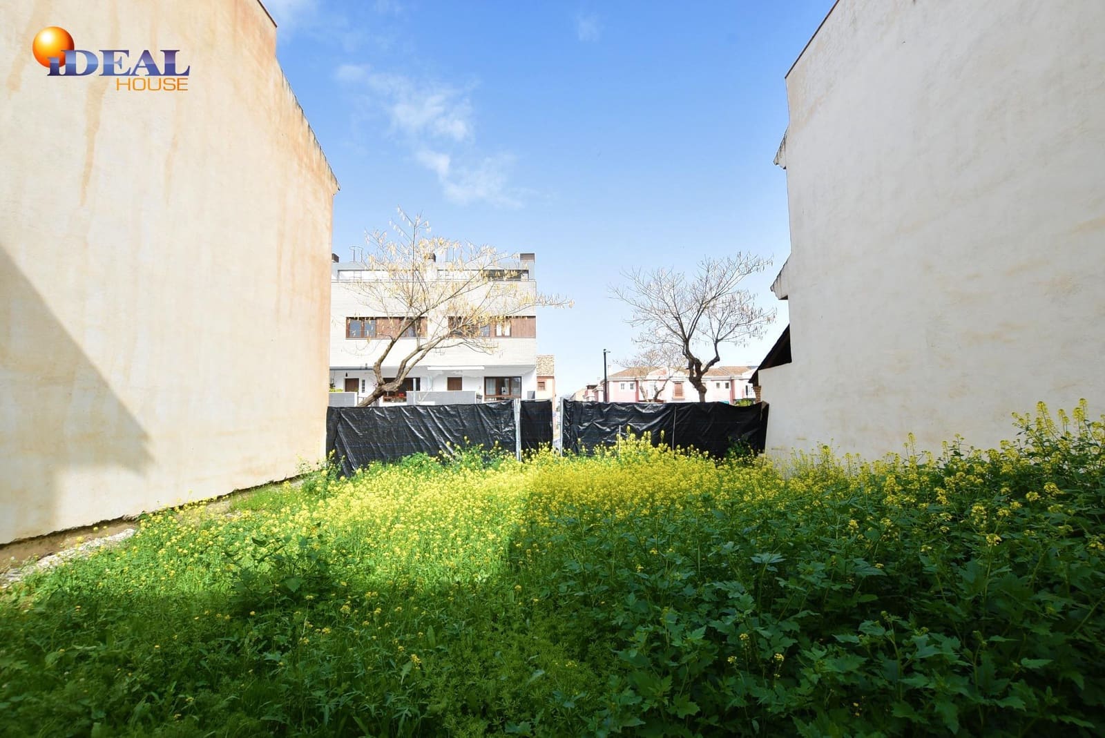 Solar/Parcela en Armilla en venta - 119.000 € (Ref: 9433815)