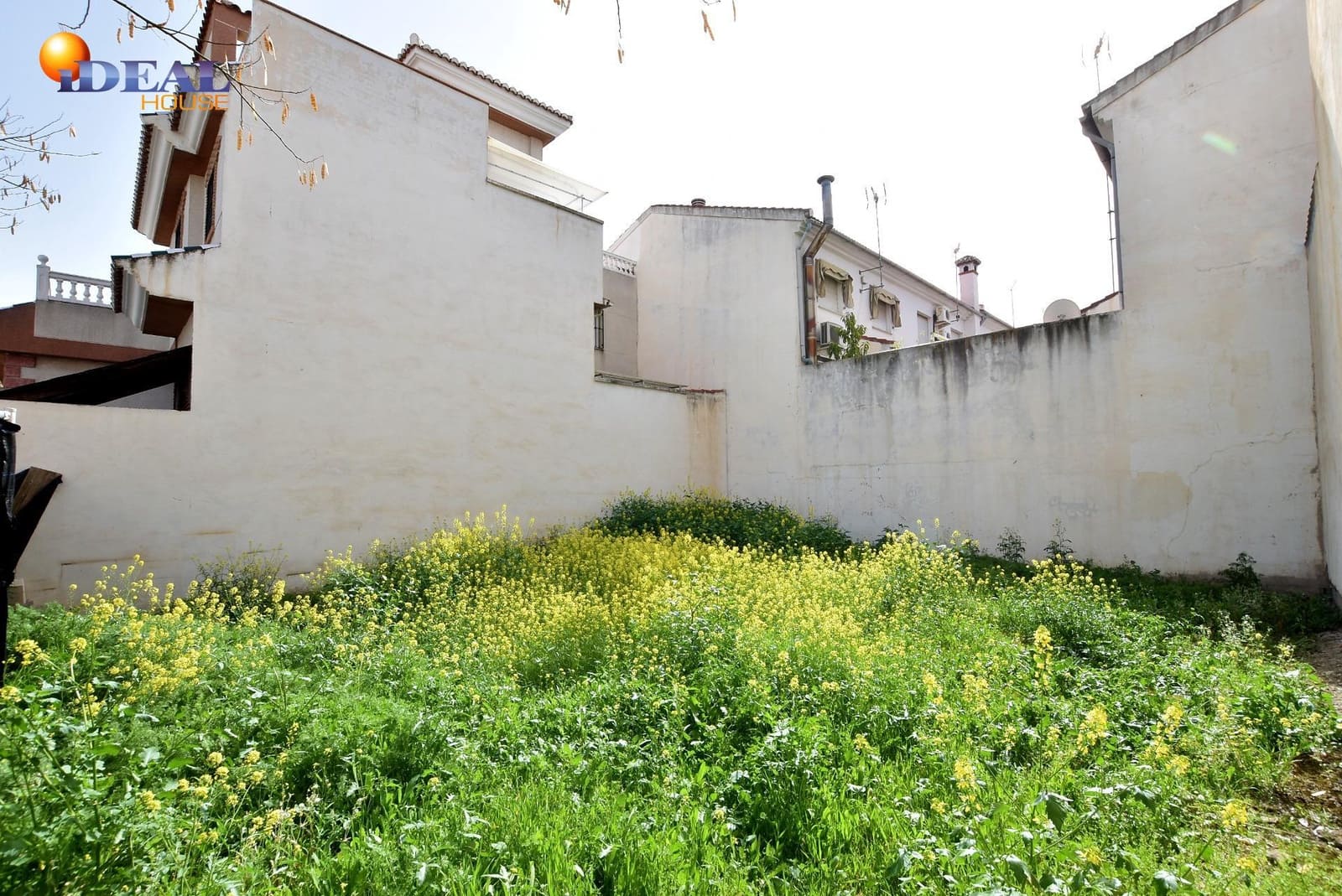 Solar/Parcela en Armilla en venta - 119.000 € (Ref: 9433815)