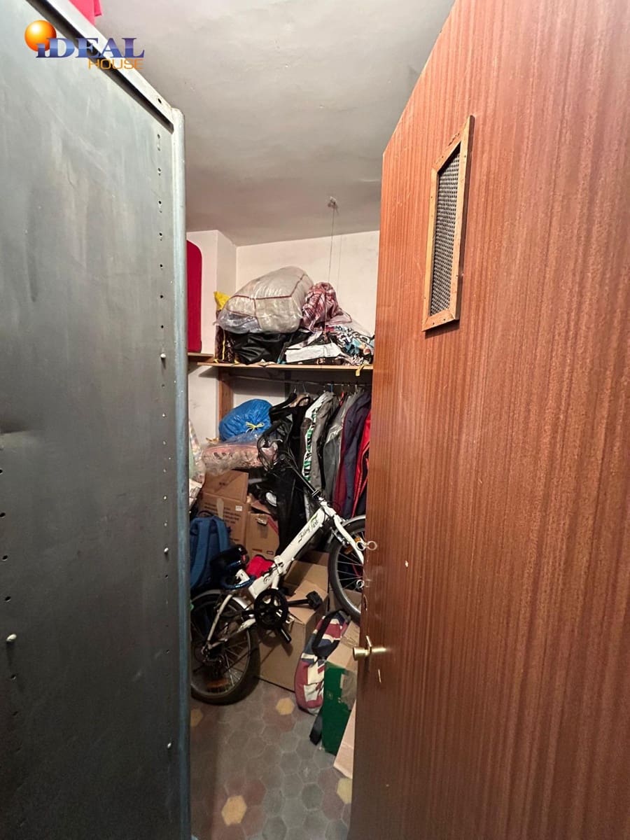 Garage for sale in Granada city - € 14,000 (Ref: 9433817)