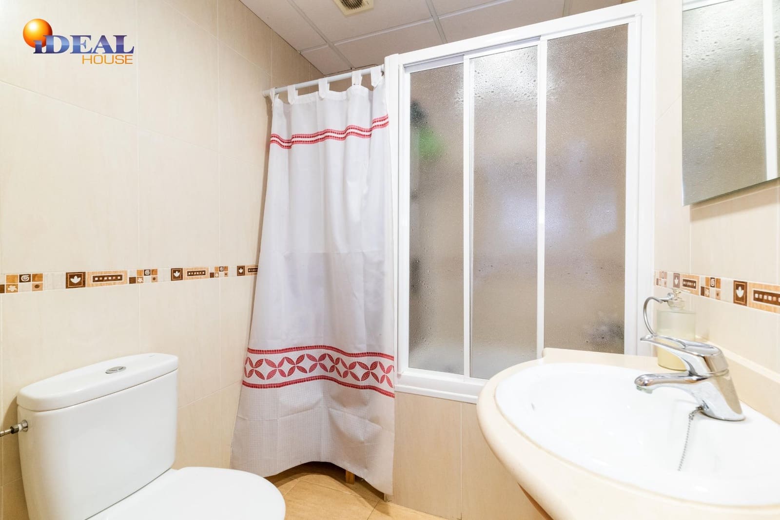 Kommersiell til salgs i Santa Fe - € 49 900 (Ref: 9433823)