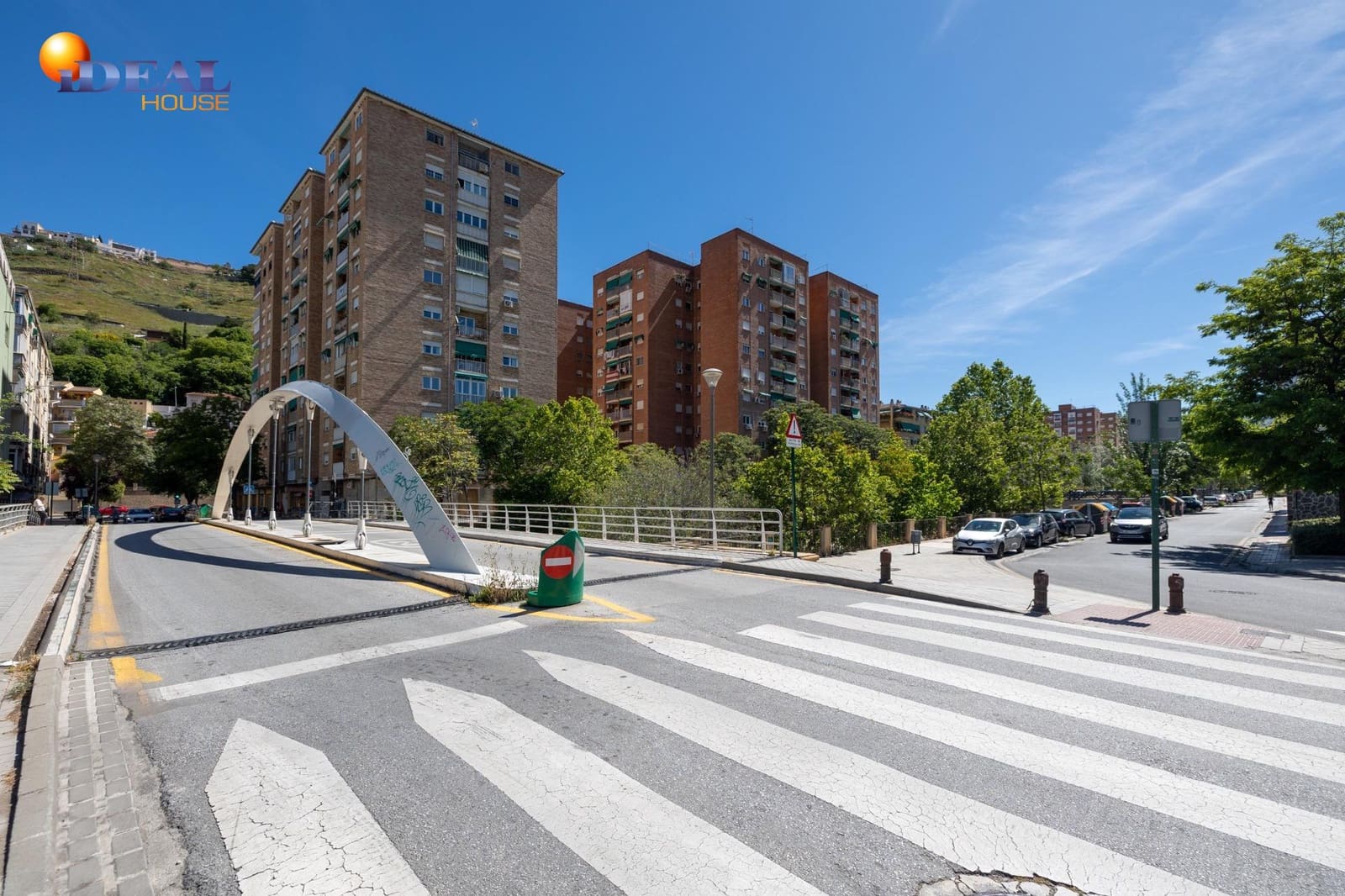 Grond te koop in Granada stad - € 400.000 (Ref: 9433825)