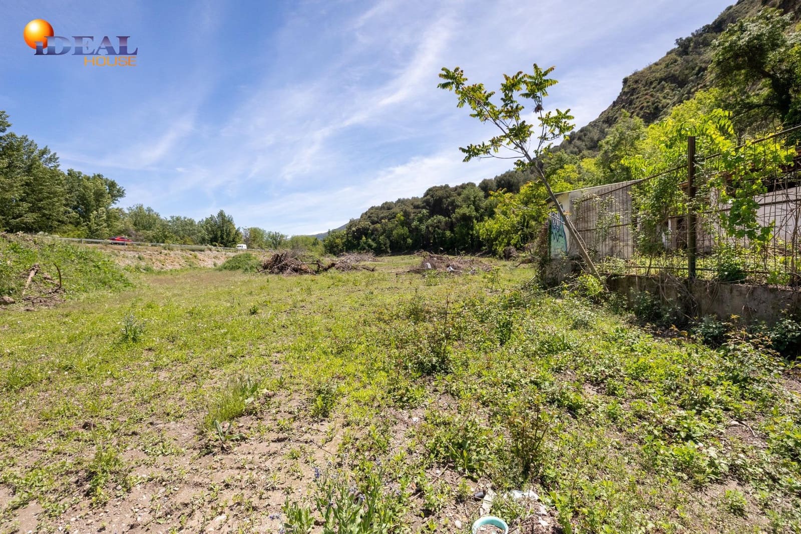 Grond te koop in Granada stad - € 400.000 (Ref: 9433825)