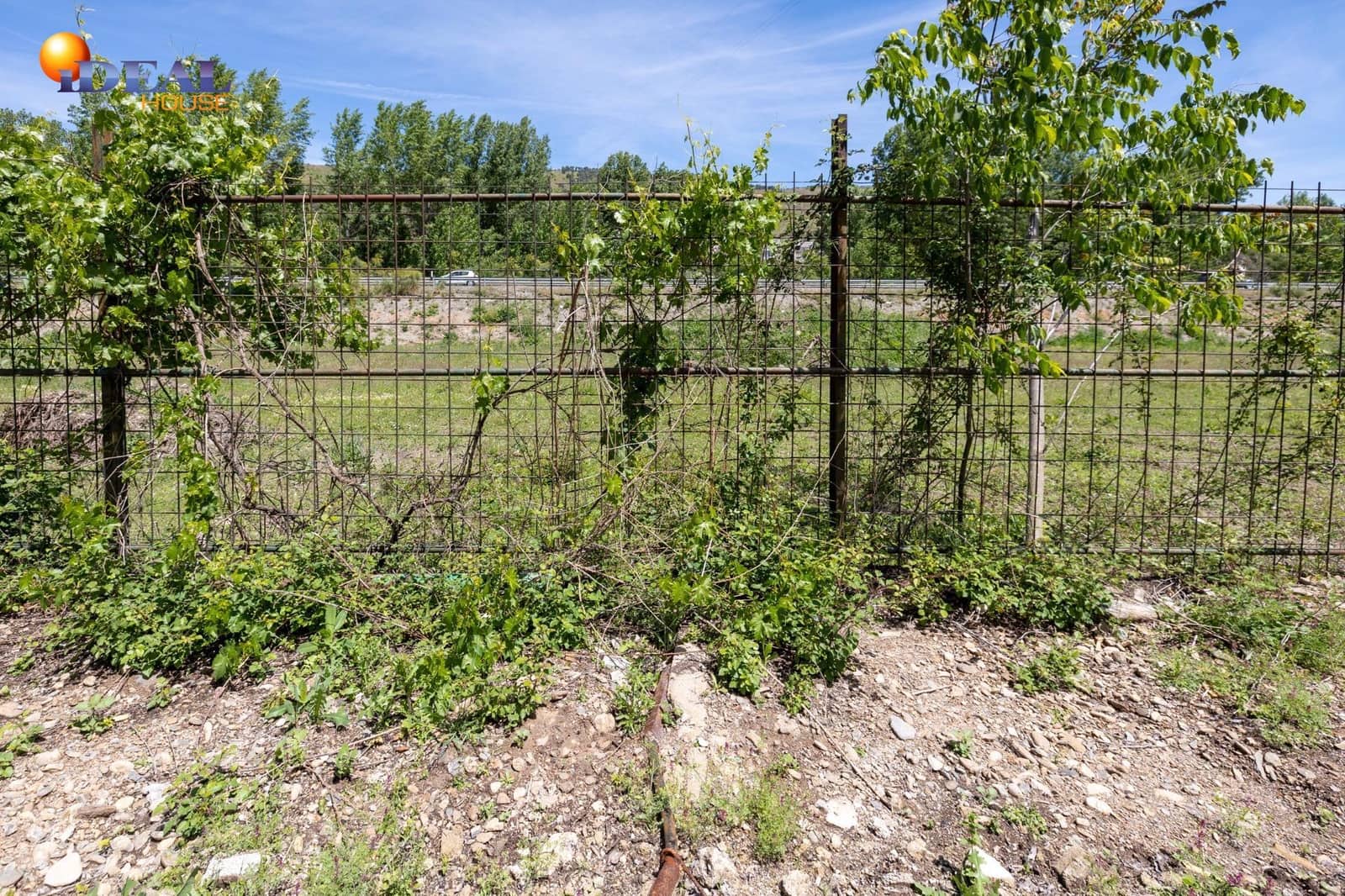 Grond te koop in Granada stad - € 400.000 (Ref: 9433825)