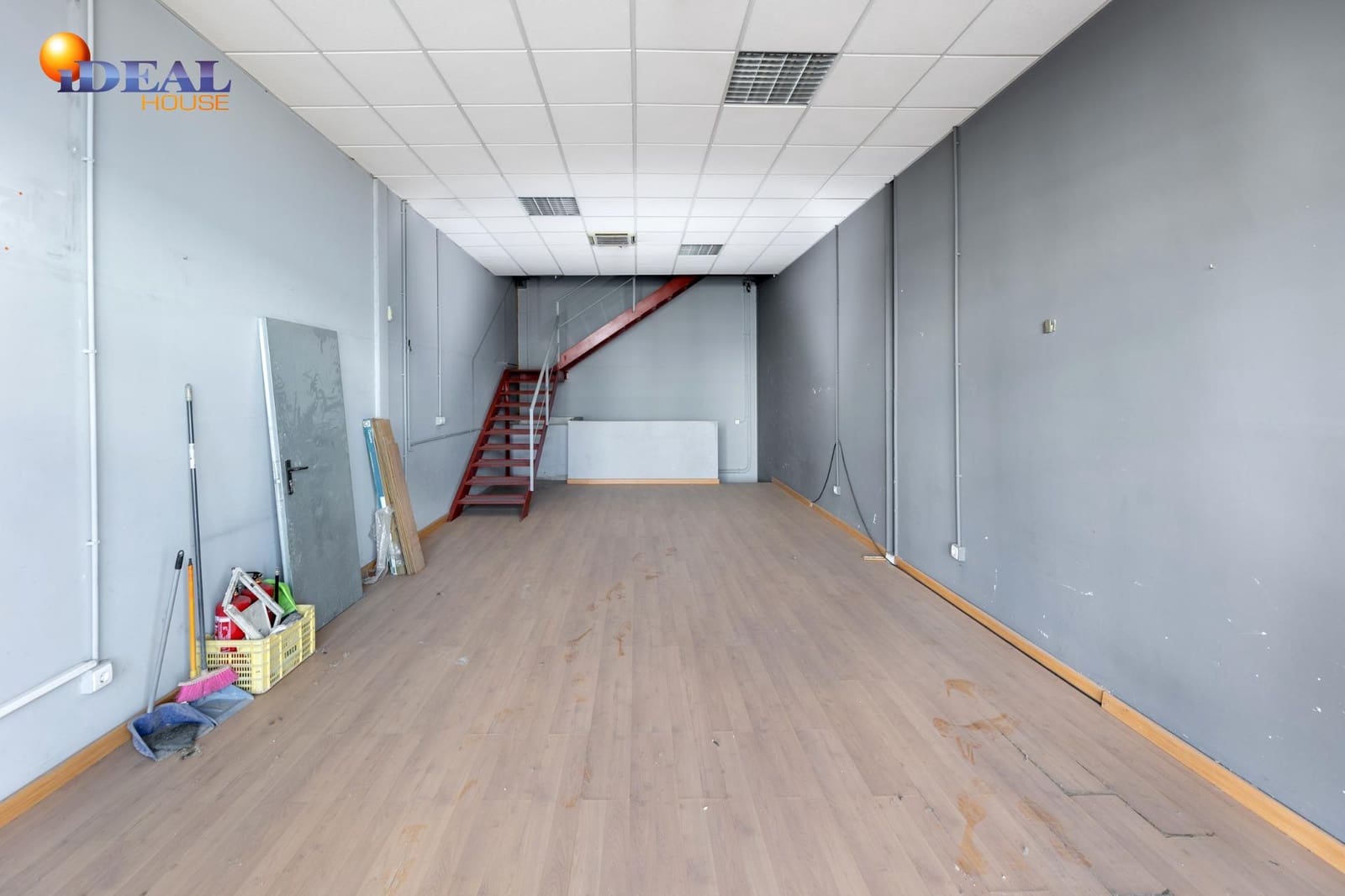 Commercieel te koop in Albolote - € 109.000 (Ref: 9433826)