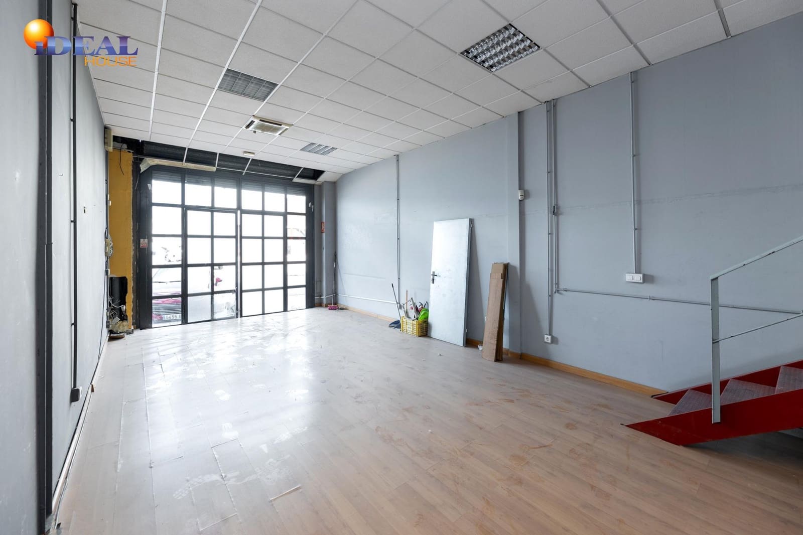 Commercieel te koop in Albolote - € 109.000 (Ref: 9433826)