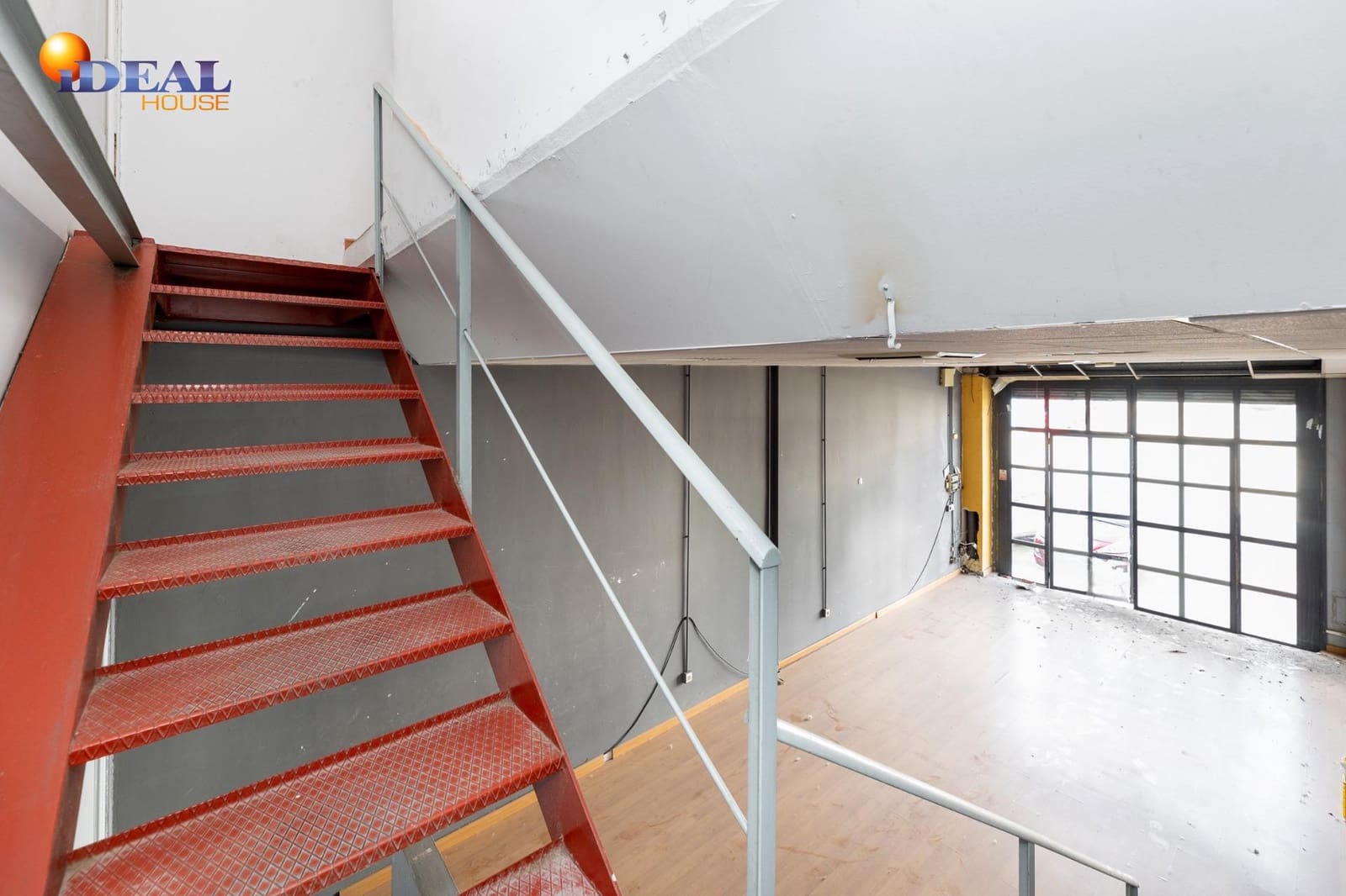 Commercieel te koop in Albolote - € 109.000 (Ref: 9433826)