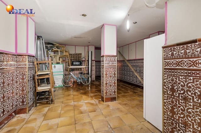 Commercial for sale in Granada city - € 189,000 (Ref: 9433829)