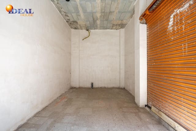 Kommersiell til salgs i Carretera de la Sierra, Granada by - € 44 000 (Ref: 9433830)