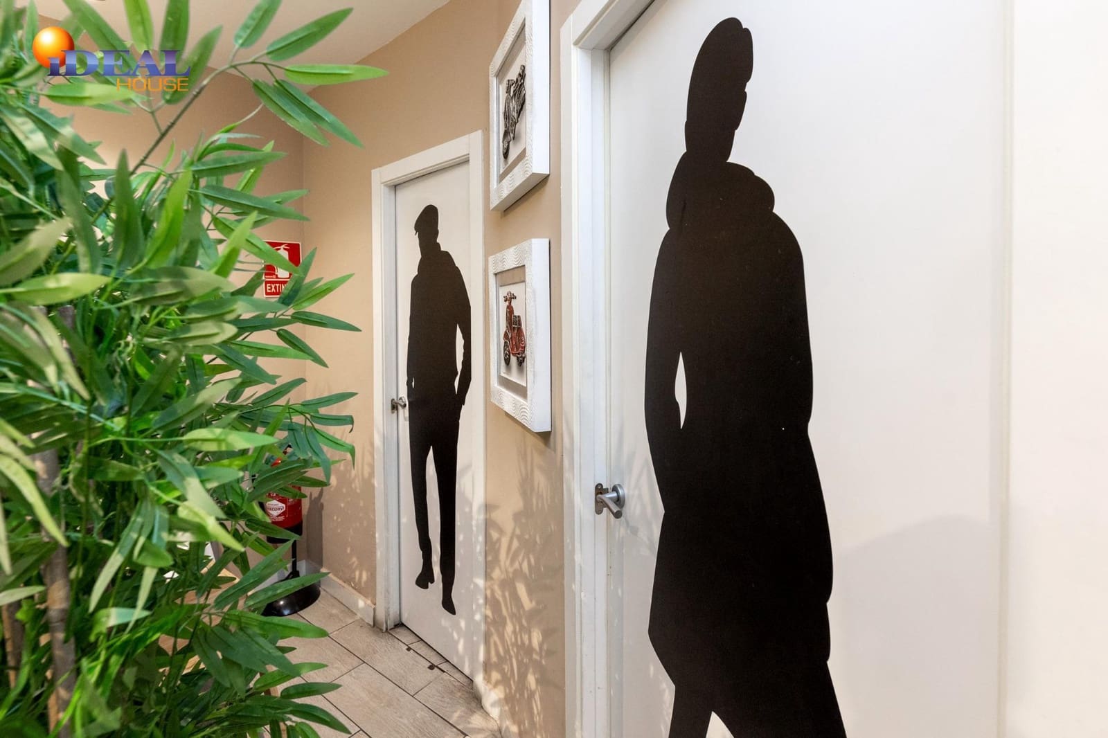 Erhverv til salg i Granada by - € 250.000 (Ref: 9433831)