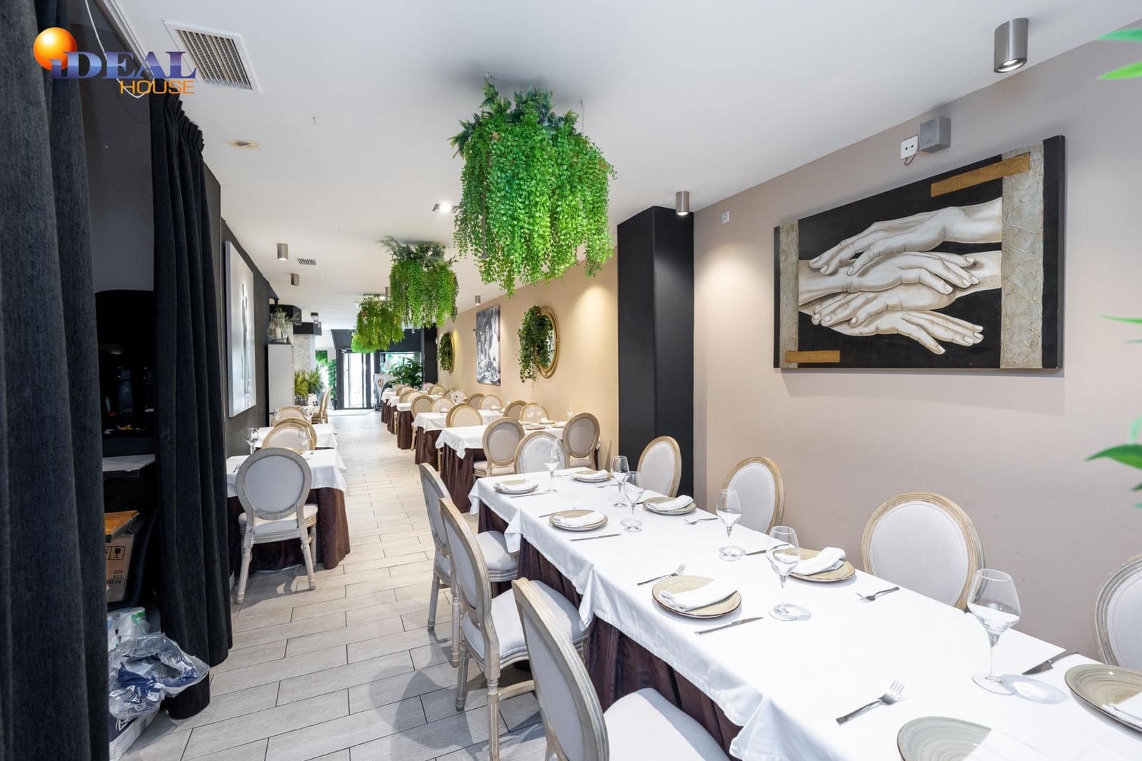 Erhverv til salg i Granada by - € 250.000 (Ref: 9433831)