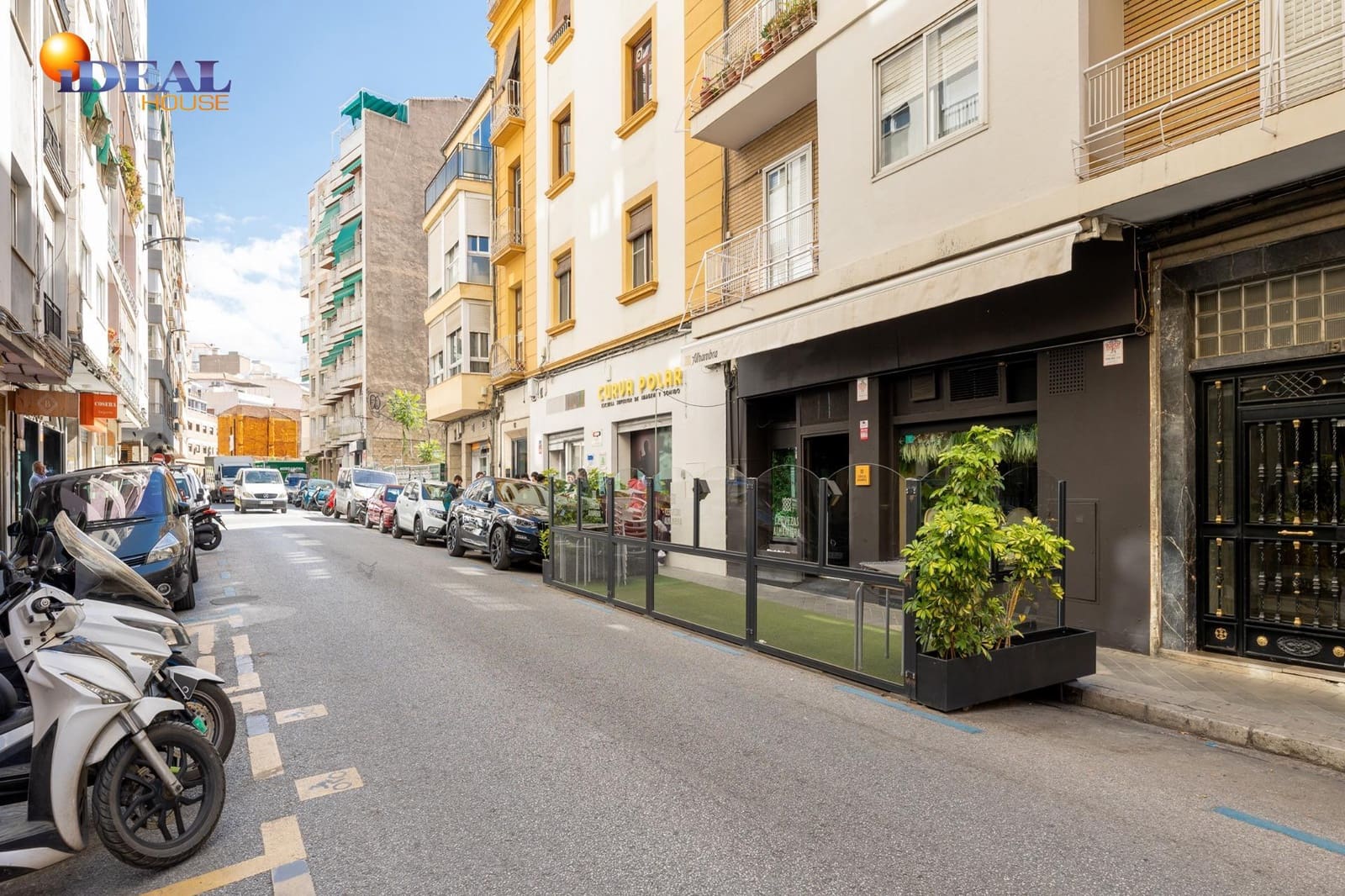 Erhverv til salg i Granada by - € 250.000 (Ref: 9433831)