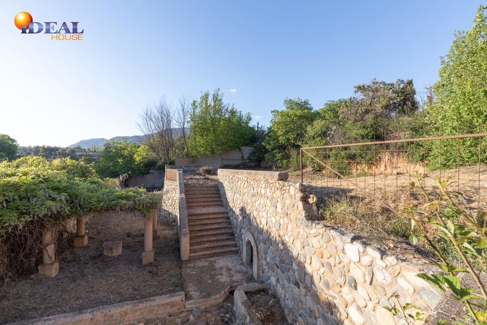 Działka budowlana na sprzedaż w Durcal - 99 000 € (Ref: 9433833)