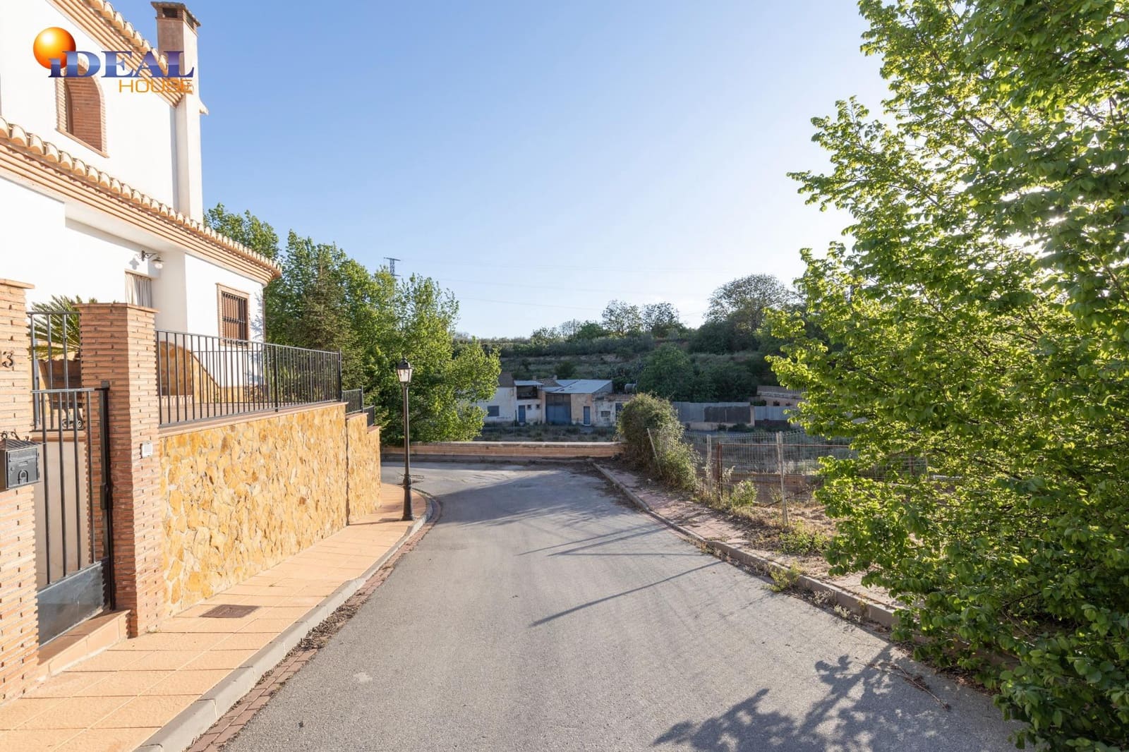 Działka budowlana na sprzedaż w Durcal - 99 000 € (Ref: 9433833)