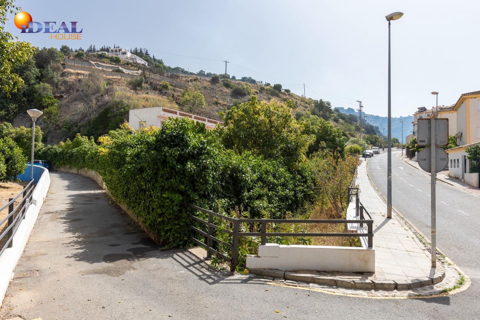Bauplatz zu verkaufen in La Herradura - 990.000 € (Ref: 9433836)