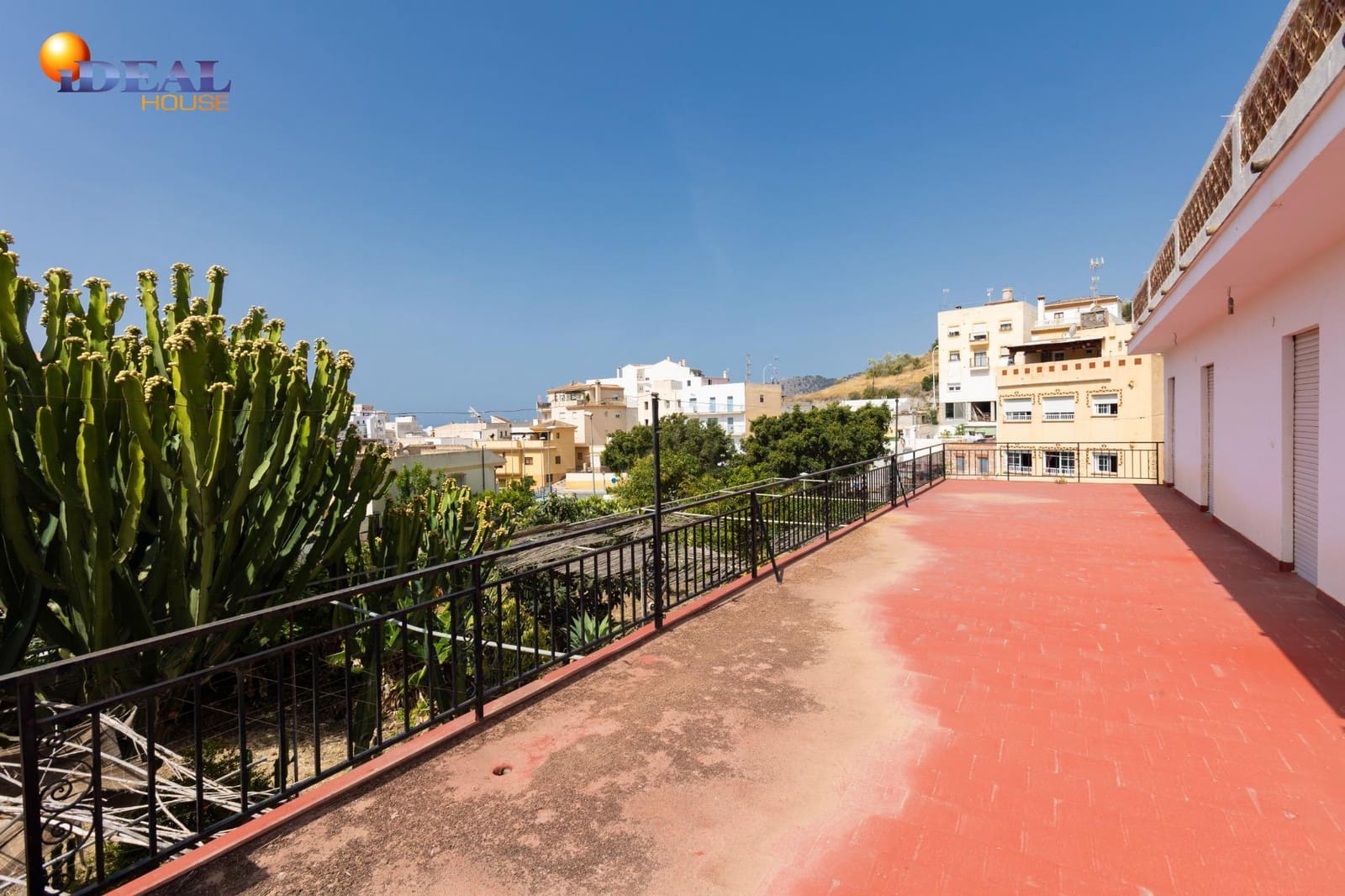 Bauplatz zu verkaufen in La Herradura - 990.000 € (Ref: 9433836)