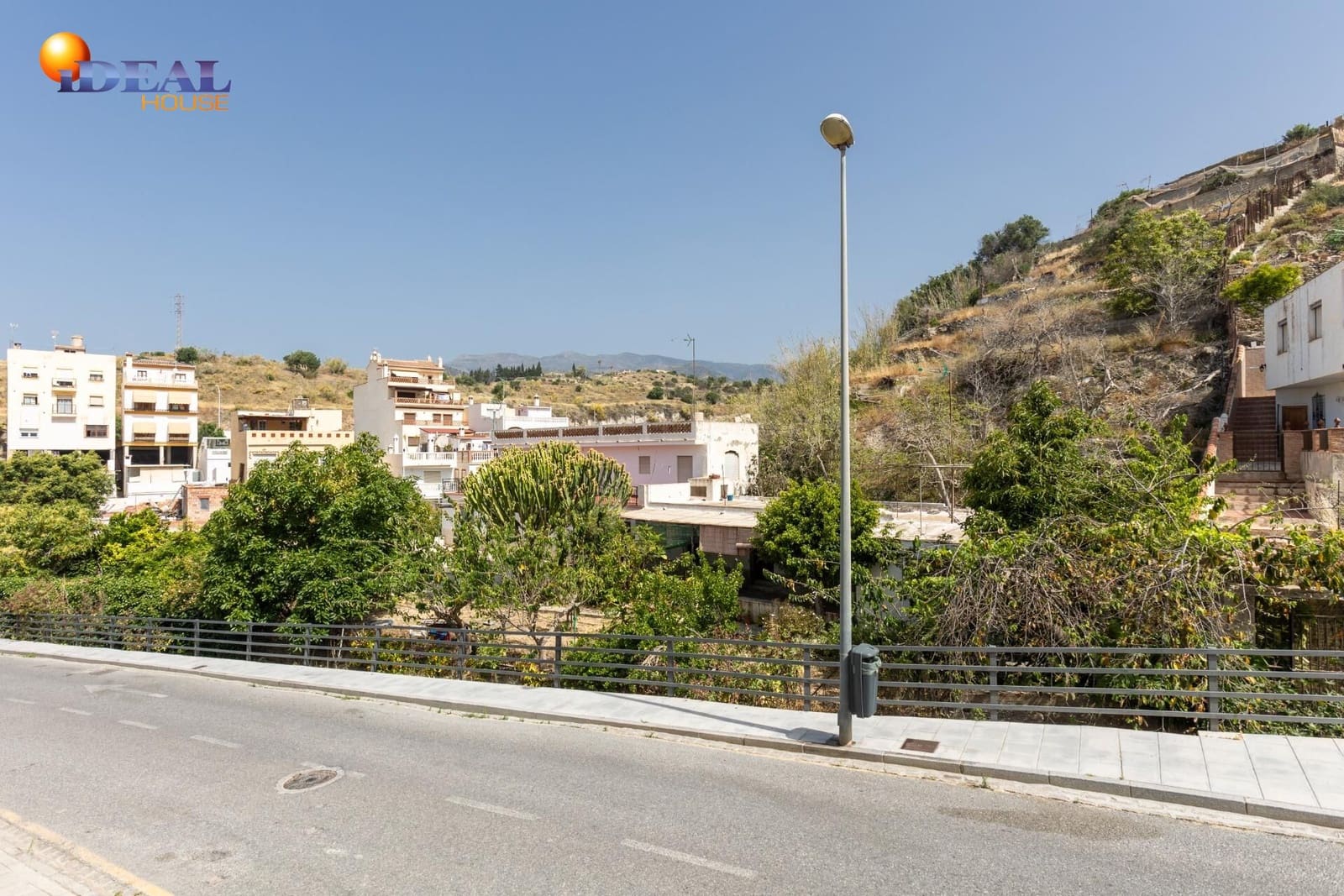 Bauplatz zu verkaufen in La Herradura - 990.000 € (Ref: 9433836)