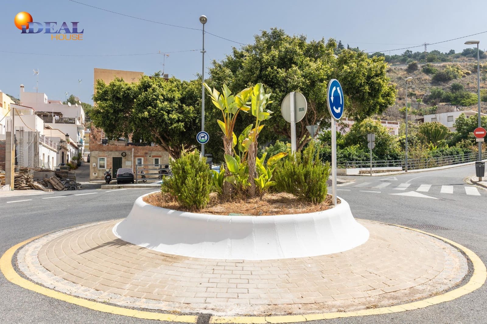 Bauplatz zu verkaufen in La Herradura - 990.000 € (Ref: 9433836)