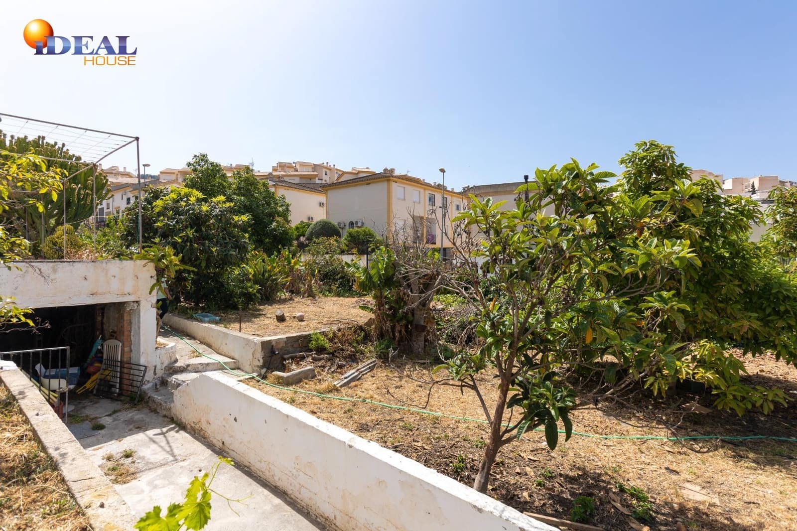 Bauplatz zu verkaufen in La Herradura - 990.000 € (Ref: 9433836)