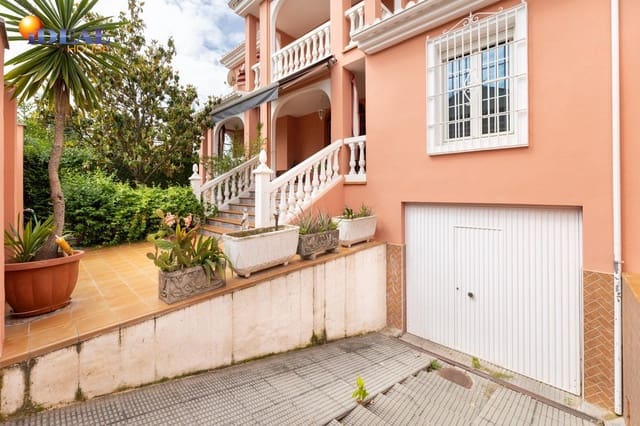 5 soverom Villa til salgs i Santa Fe med garasje - € 325 000 (Ref: 9433838)