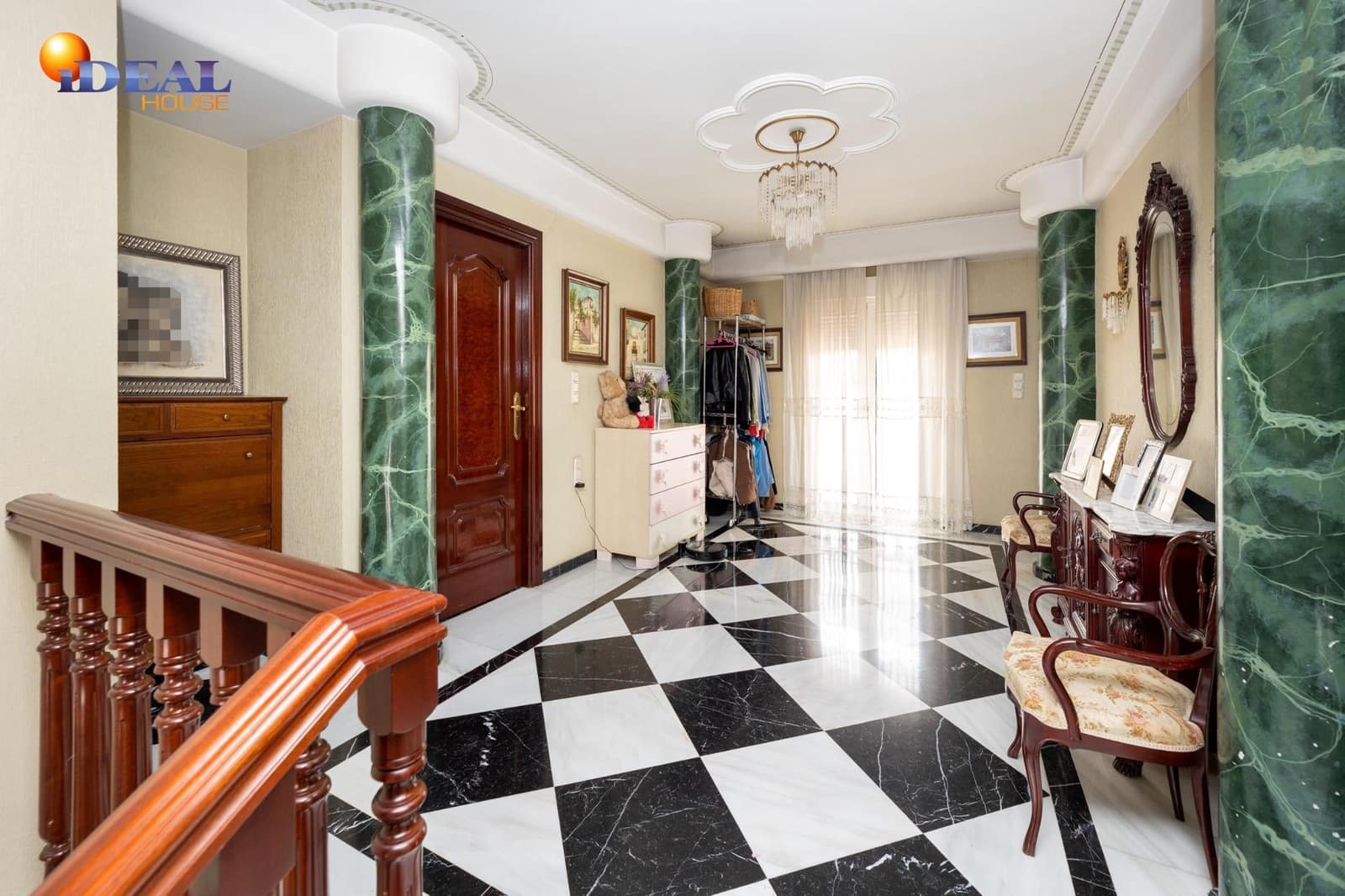 5 soverom Villa til salgs i Santa Fe med garasje - € 325 000 (Ref: 9433838)