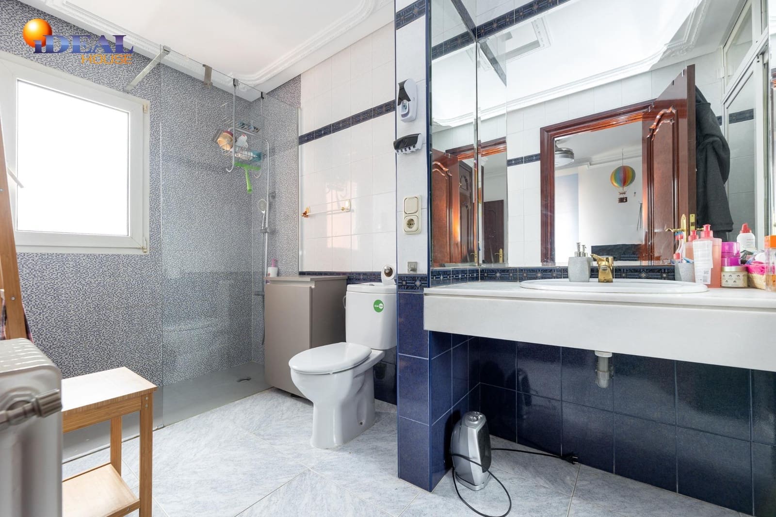 5 soverom Villa til salgs i Santa Fe med garasje - € 325 000 (Ref: 9433838)